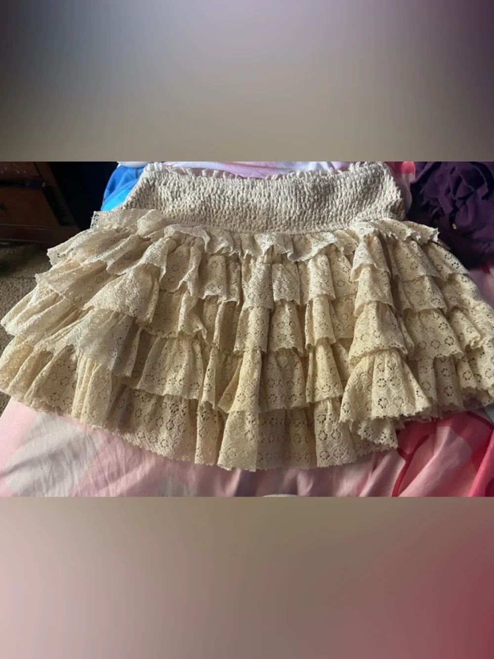 American Eagle Outfitters Cream Lace Mini Skirt - Picture 2 of 3